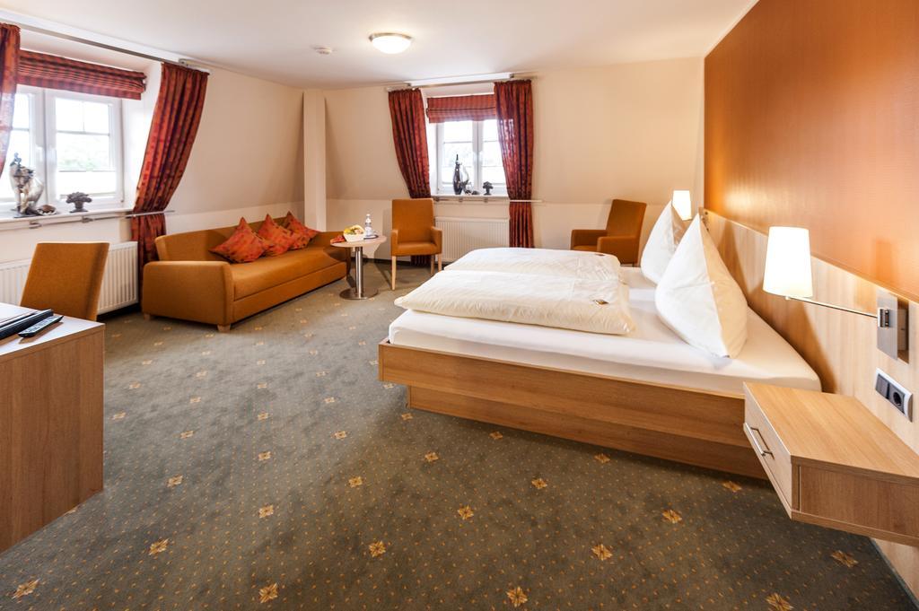 Hotel Hilker Берзенбрюк Экстерьер фото