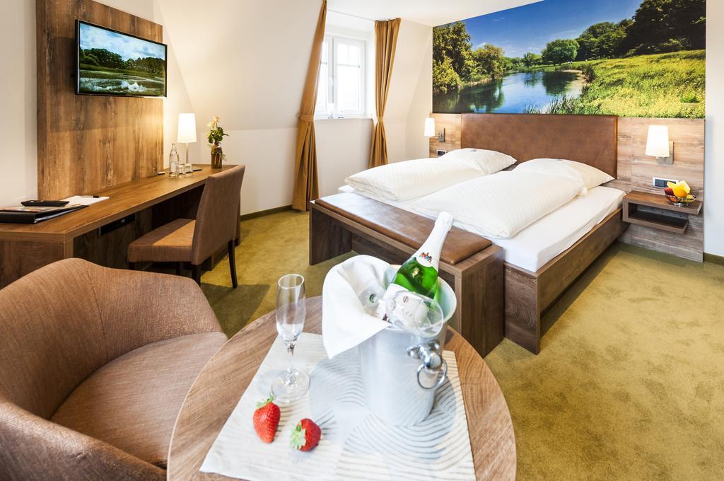 Hotel Hilker Берзенбрюк Экстерьер фото